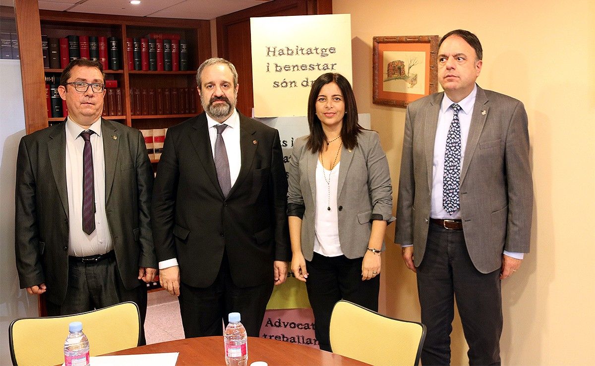 Presentació de l'acord entre el Col·legi d'Advocats de Manresa i la Diputació de Barcelona