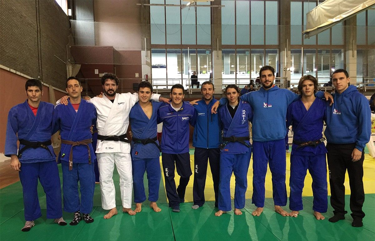 Judokes del Bages i el Moianès a les Llars Mundet de Barcelona