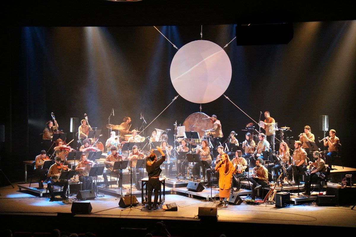 Concert de l'OMAC al teatre Kursaal en l'estrena de la Fira Mediterrània