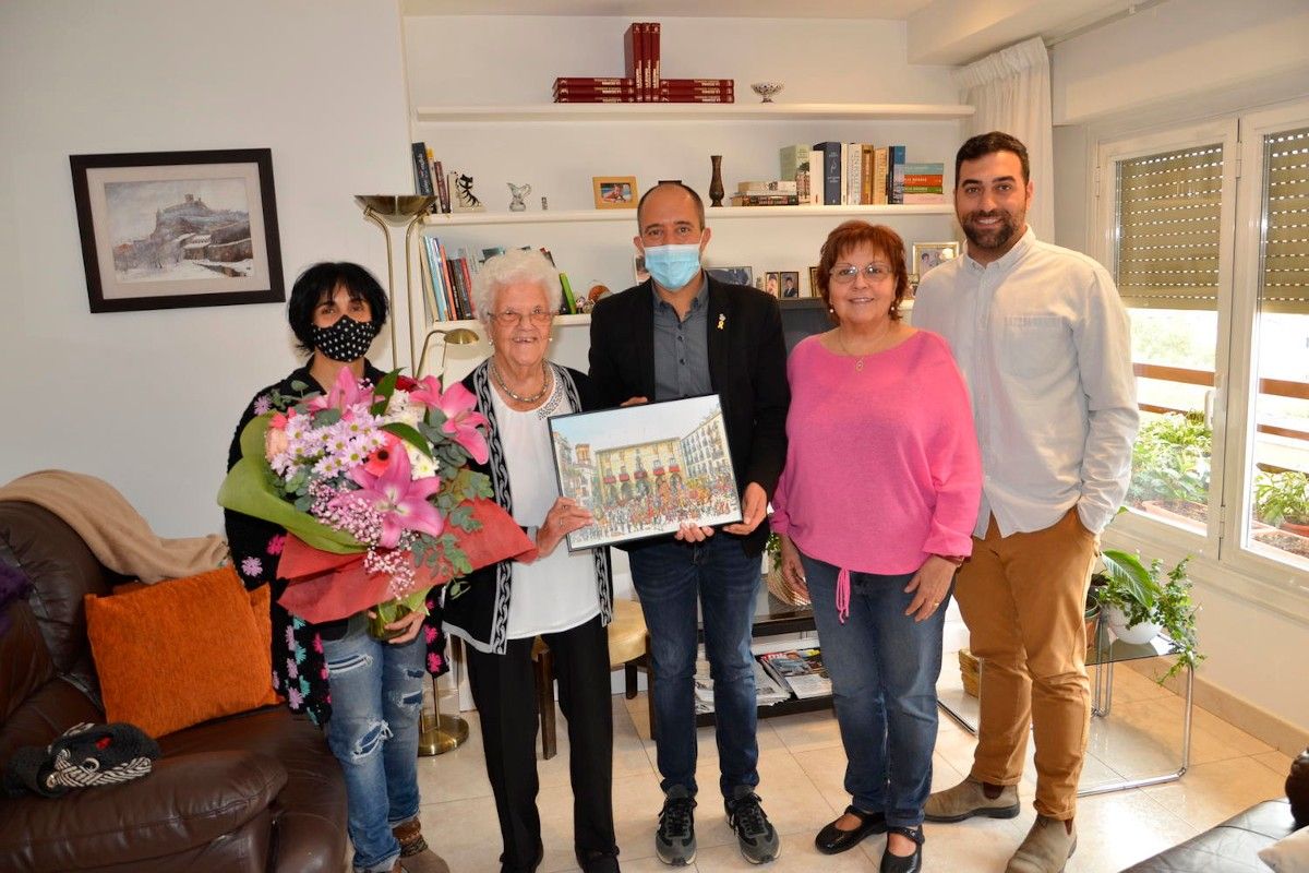 Marc Aloy i Rosa M. Ortega, ha felicitat Roser Cots Prat