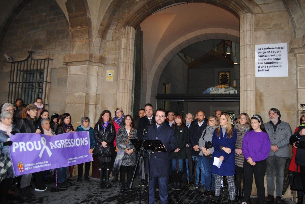 Acte del Dia Internacional per a l'eliminació de la violència contra les dones a Manresa