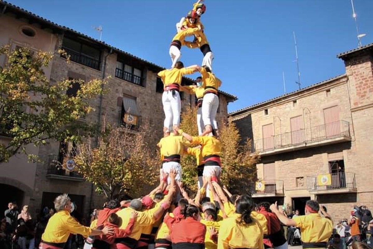 Els Castellers de Santpedor han tornat a la plaça U d'Octubre