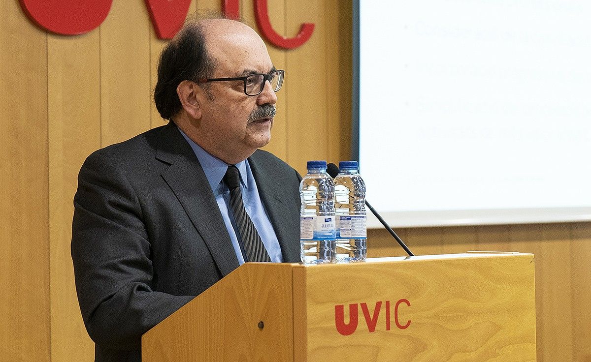 Josep-Eladi Baños, aquest dimarts al claustre de la UVic-UCC