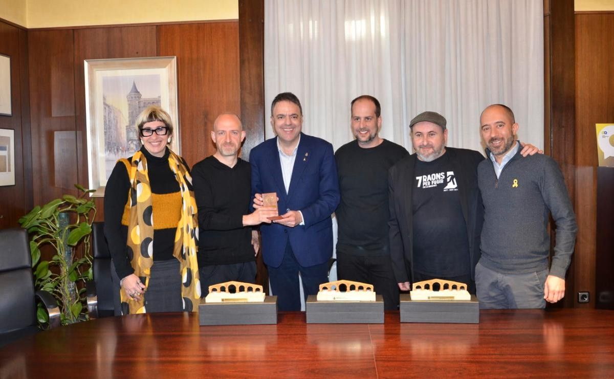 Soler, Quinto i Torras cedeixen a Manresa el Gaudí que van rebre pel seu film «7 raons per fugir»