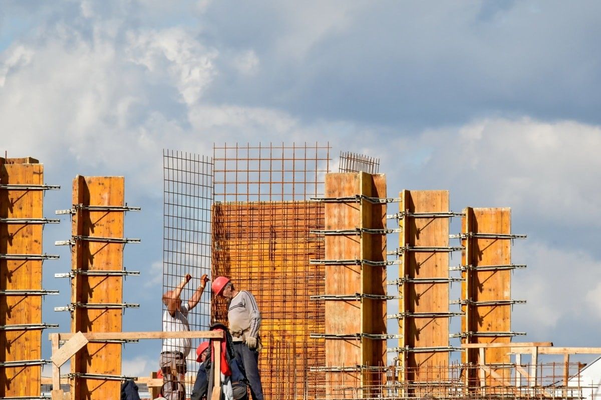 Treballadors del sector de la construcció, en una imatge d'arxiu