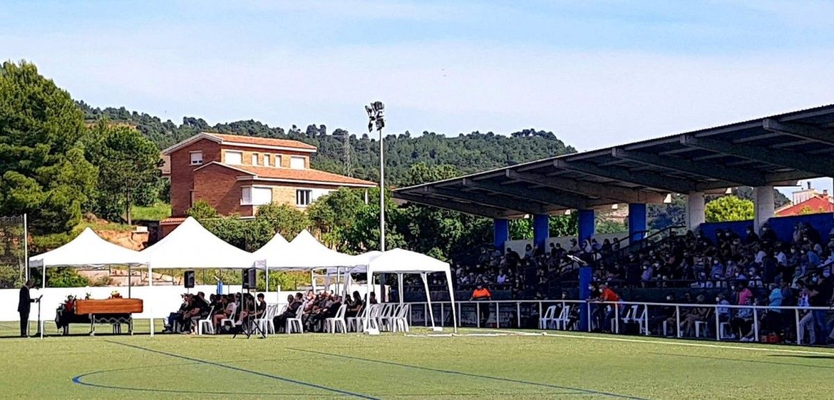 Funeral per Eusebio Bach al camp de futbol de Castellbell