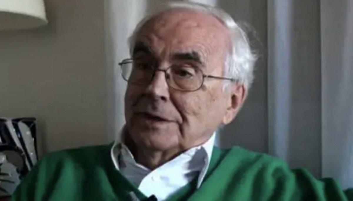 Josep Maria Espinàs, en una imatge de l'entrevista
