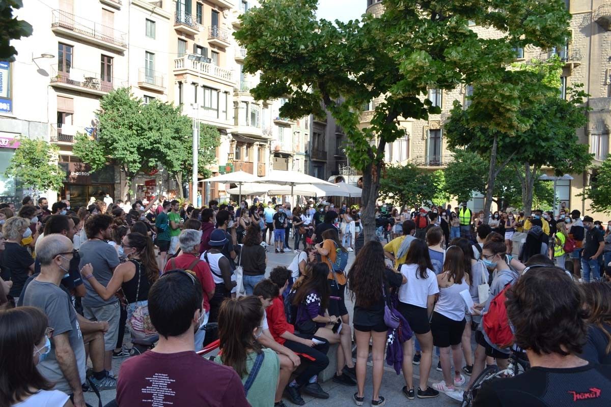 La concentració a la plaça Sant Domènec