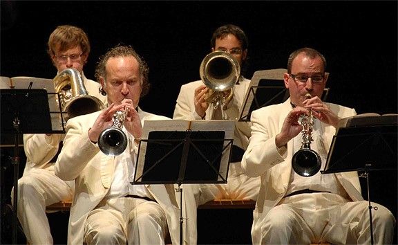 Un concert de sardanes posarà la banda sonora de divendres a la tarda a Sant Joan