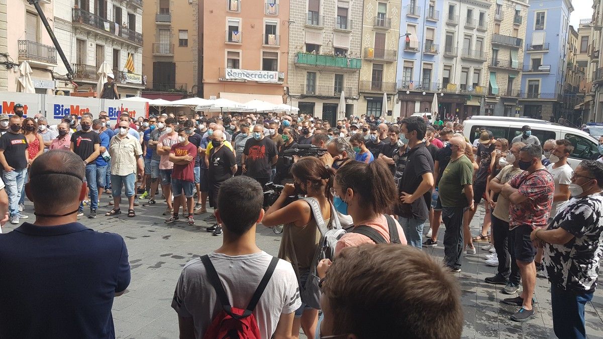 La manifestació a la plaça Major de Manresa