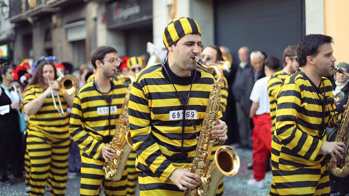 La celebració de carnavals i carnestoltes torna al Bages i el Moianès