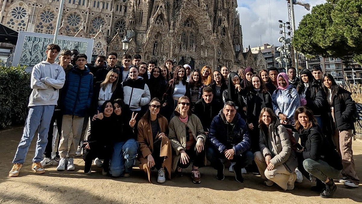 Alumnes i professors dels dos instituts a Barcelona