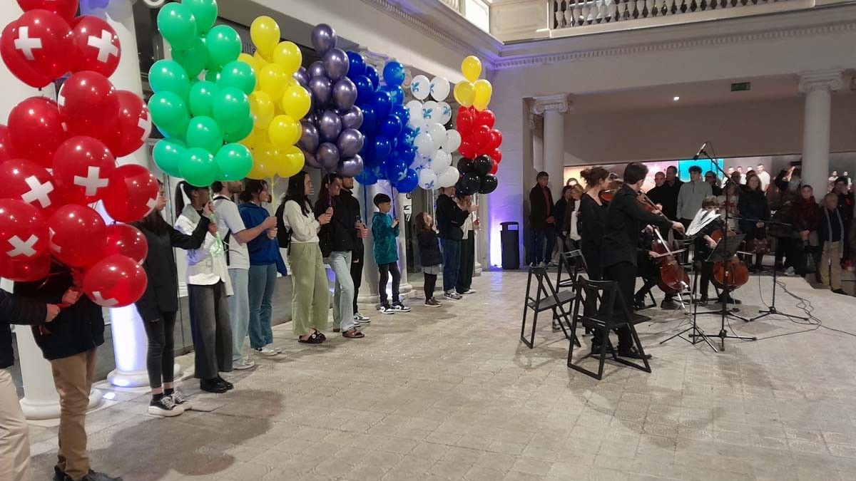 Alumnes del Conservatori de Música han interpretat dues peces abans de l'inici de la Francophonie