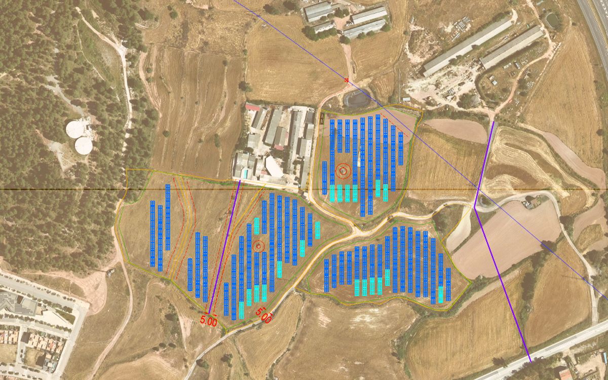 Projecció d'on aniran les plaques solars a la zona de la Granja Altimires