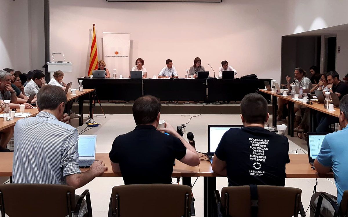 Imatge d'arxiu d'un ple del Consell Comarcal del Bages recent