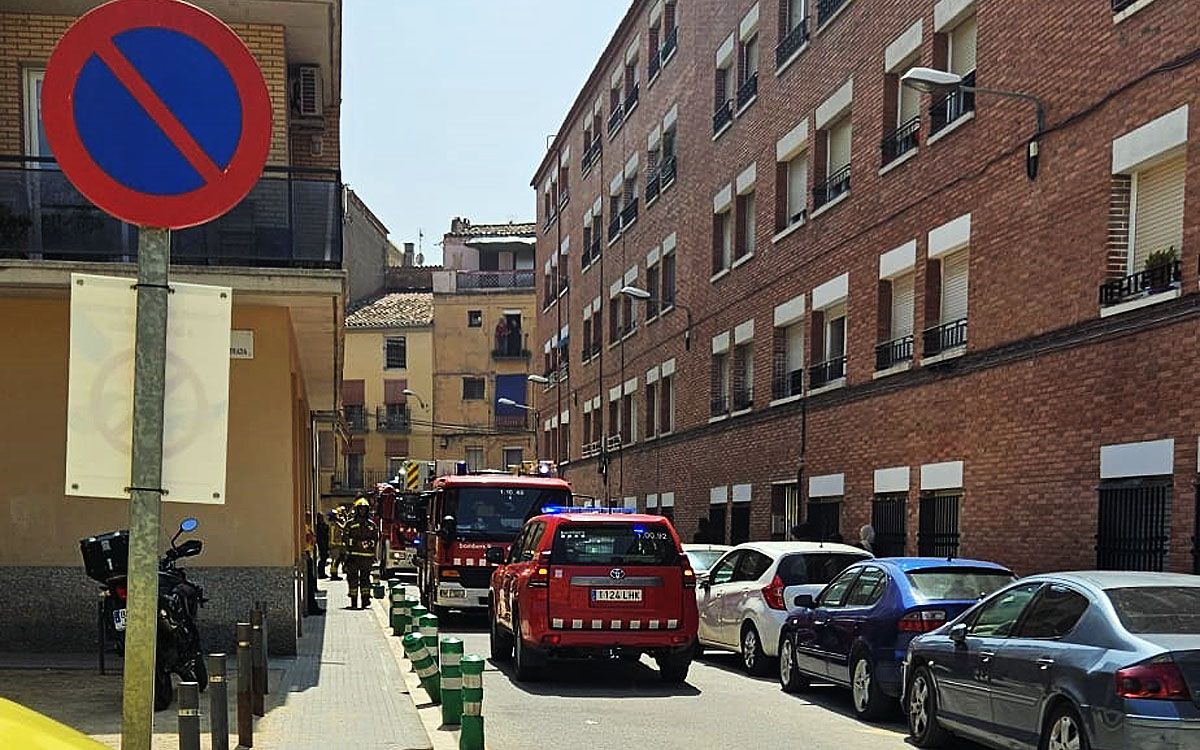 Els Bombers al carrer Purgatori de Manresa