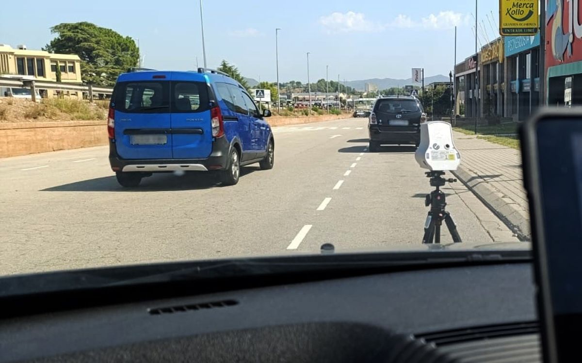 El radar mòbil, en un dels polígons de Sant Fruitós