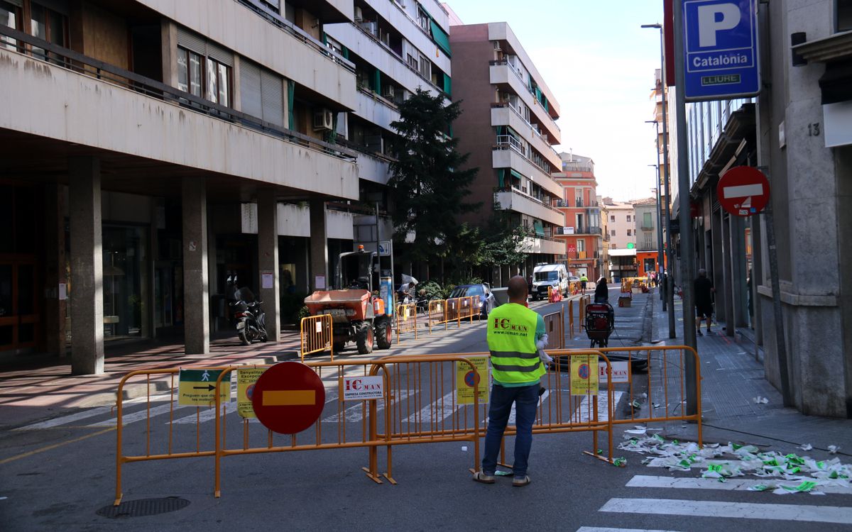 Inici d'actuacions al carrer Pompeu Fabra de Manresa