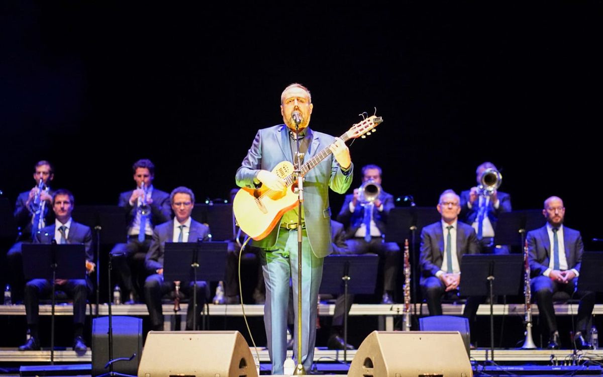 Roger Mas i la Cobla Sant Jordi - Ciutat de Barcelona a l'escenari del Kursaal