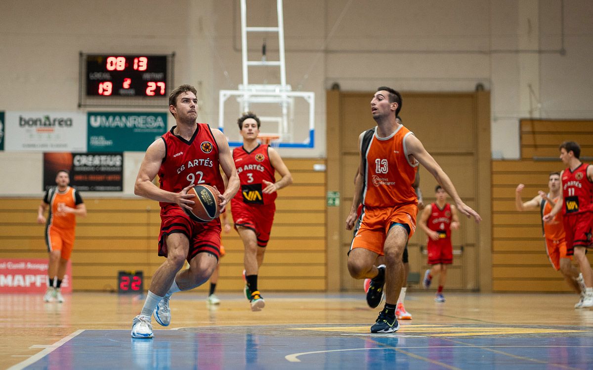 El CB Artés ha guanyat a Sant Adrià del Besós