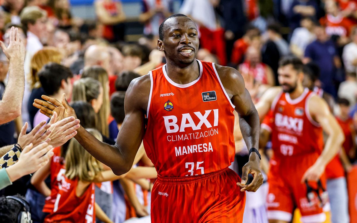 Amida Brimah deixa el Baxi Manresa i fitxa pel València Bàsquet