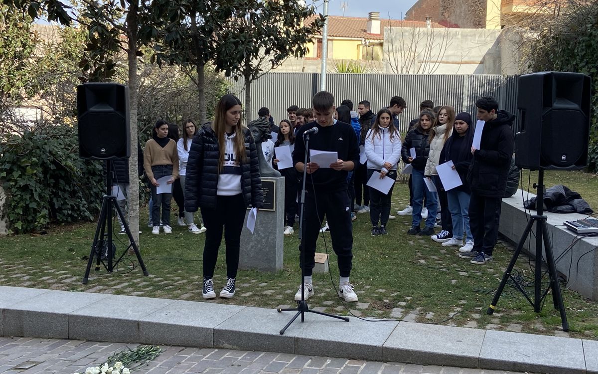 Commemoració del Dia Internacional de l'Holocaust a Sant Fruitós en una imatge d'arxiu