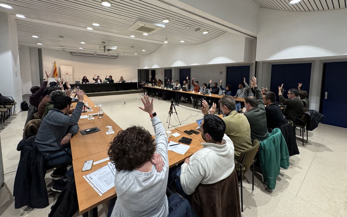 El ple del Consell Comarcal ha votat per unanimitat contra l'augment de preus del transport escolar