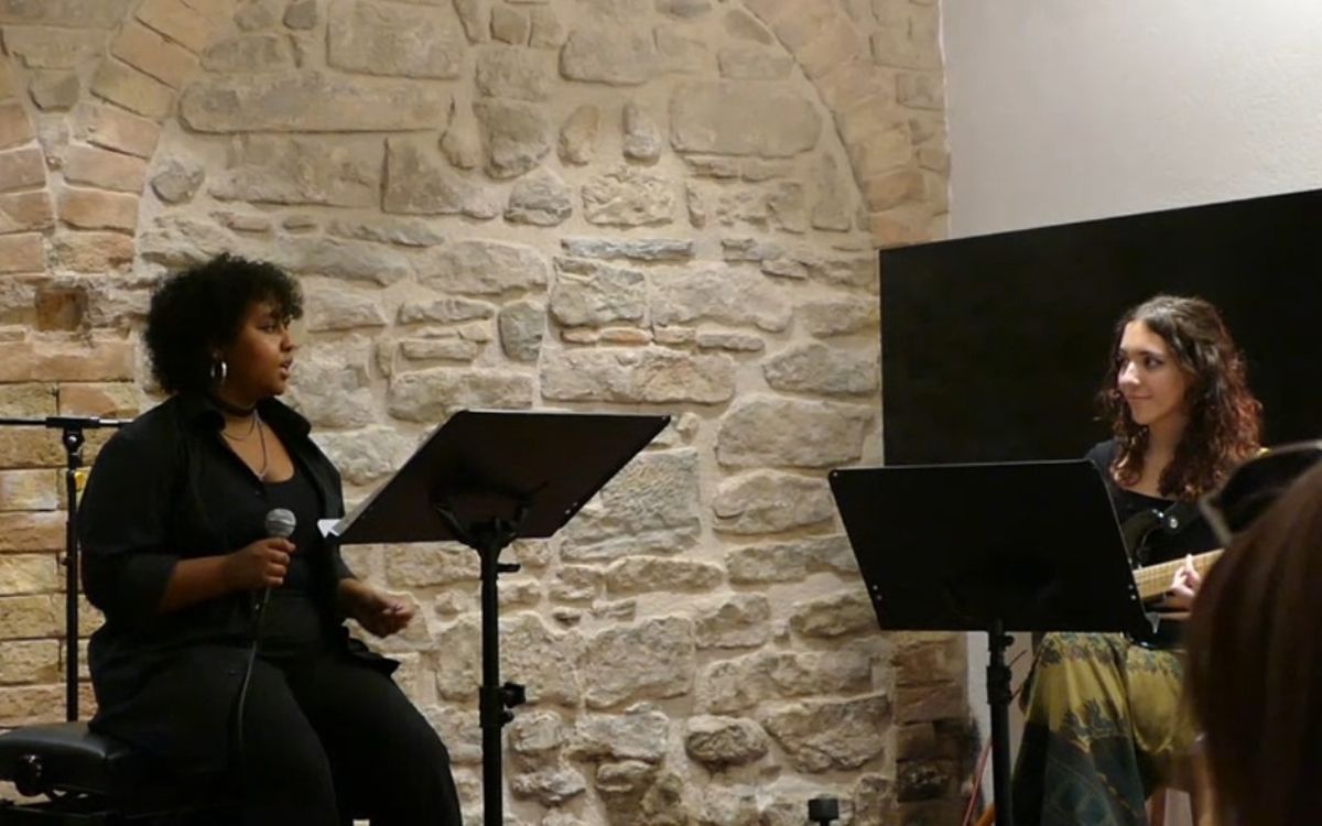 Néjat Serrano i Leire Tovar protagonitzaran el primer concert del cicle Cases d'Arrel d'Artés