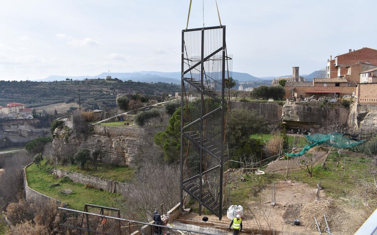 El nou itinerari entre la Creu del Tort i el camí de la Font de Fans va agafant forma