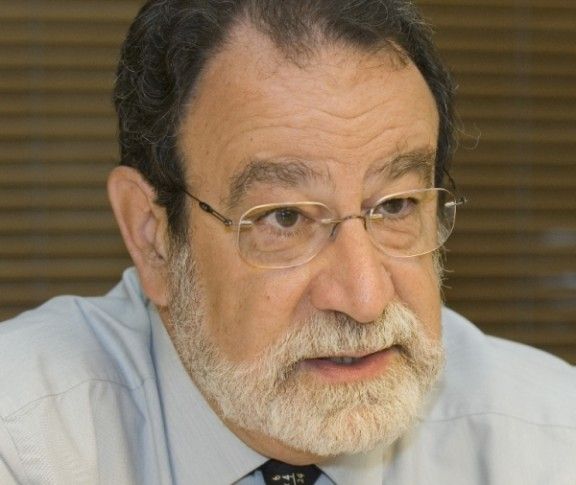 El doctor en biologia i socioecòleg analitzarà la situació energètica a Catalunya.