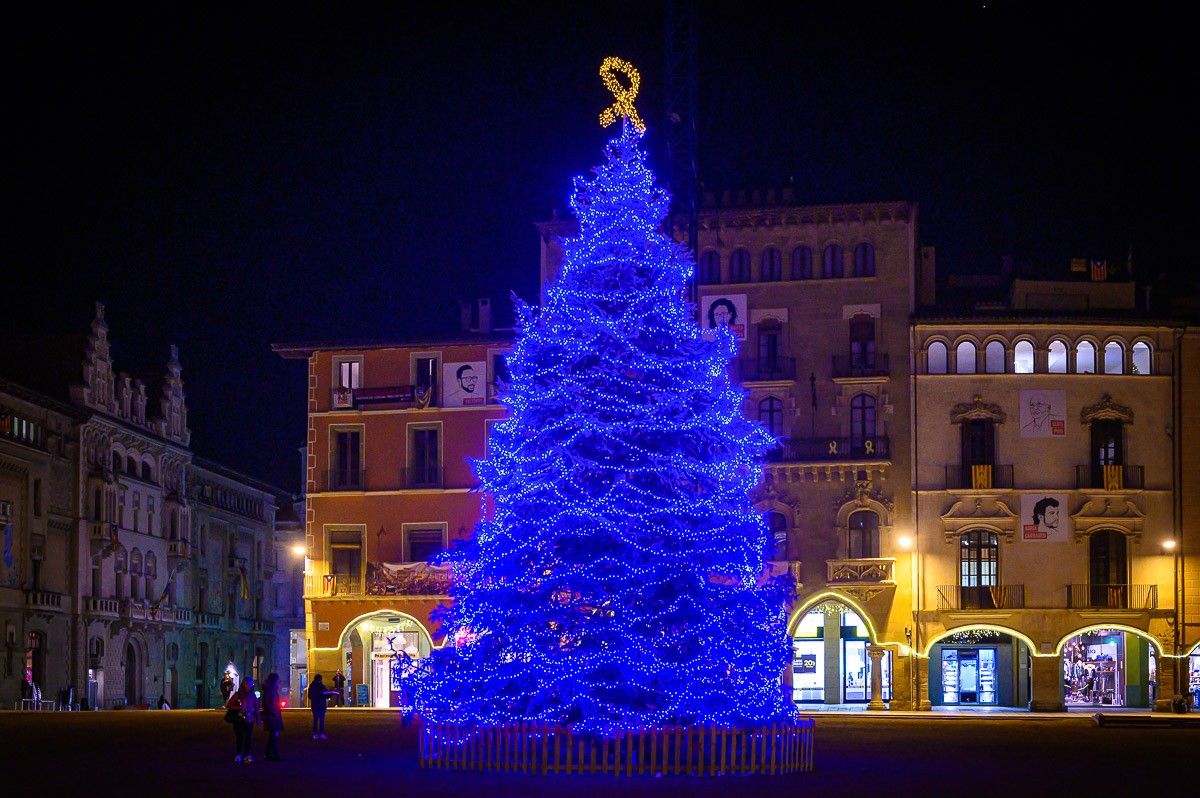 Vic enceta la campanya de Nadal aquest divendres 29 de novembre amb l'encesa de la lluminària nadalenca.