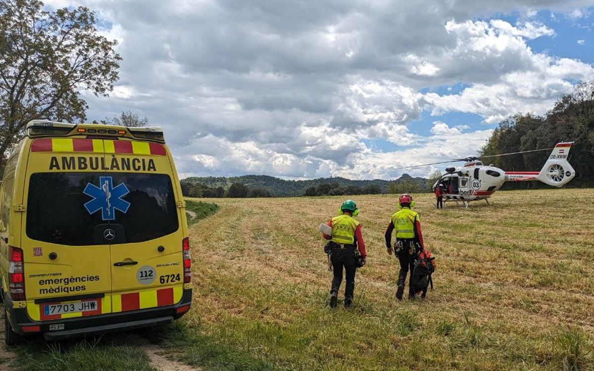 Rescat en helicòpter d'un excursionista accidentat a Orís, Osona.