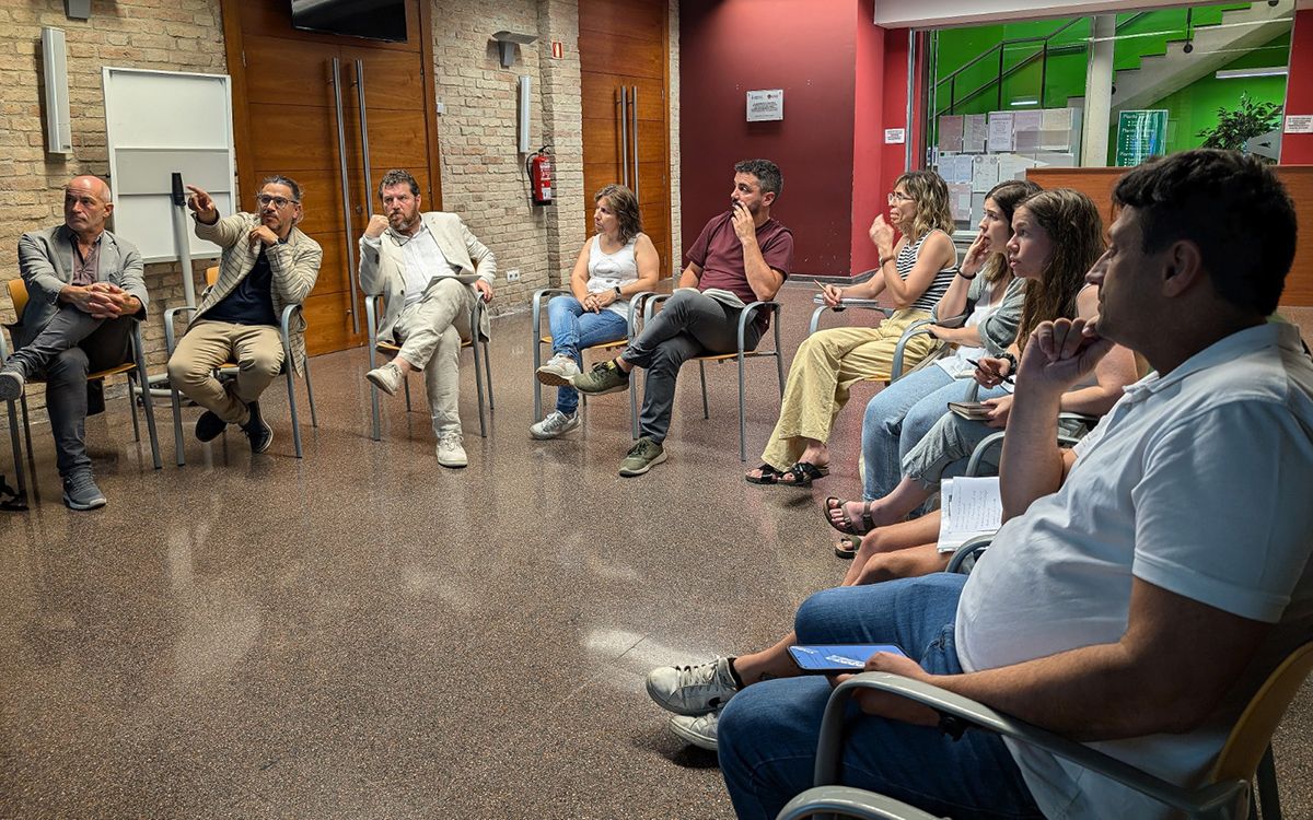 Representants de la Generalitat i de la Taula del Trànsit de Roda de Ter s'han reunit aquest juliol.