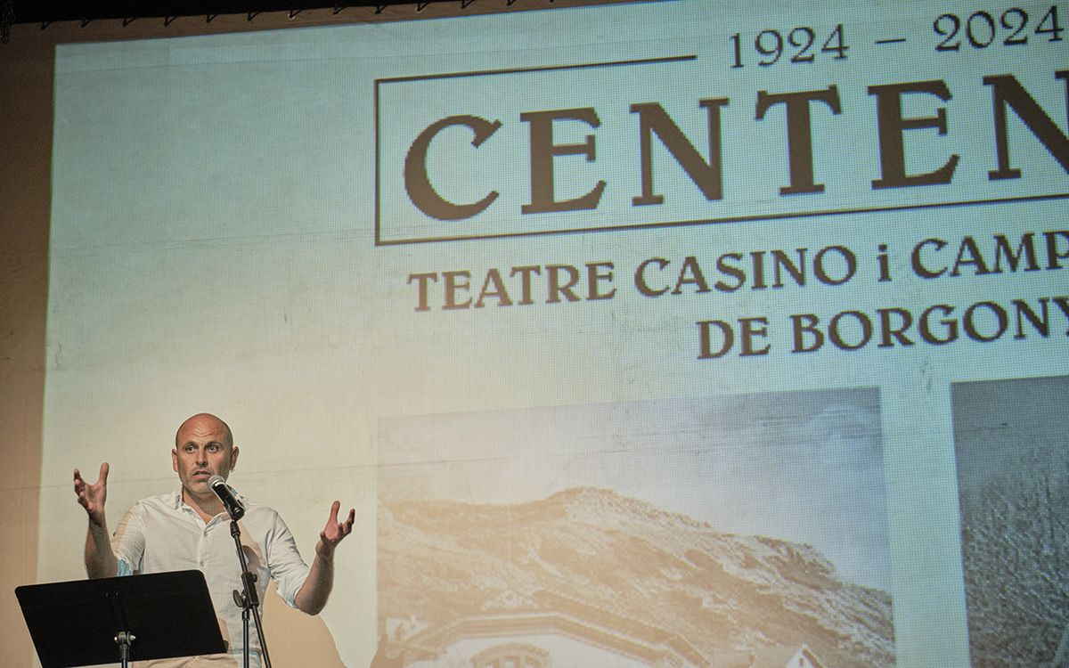 Presentació i estrena del documental '100 anys del Teatre Casino de Borgonyà'.