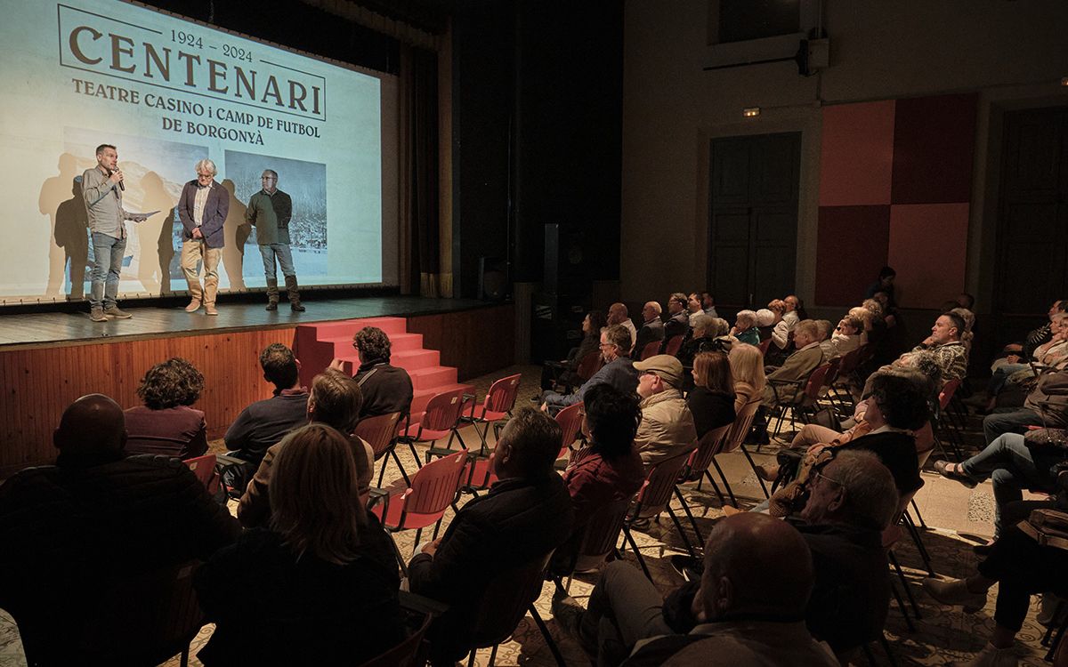 Presentació i estrena del documental '100 anys del Teatre Casino de Borgonyà'.