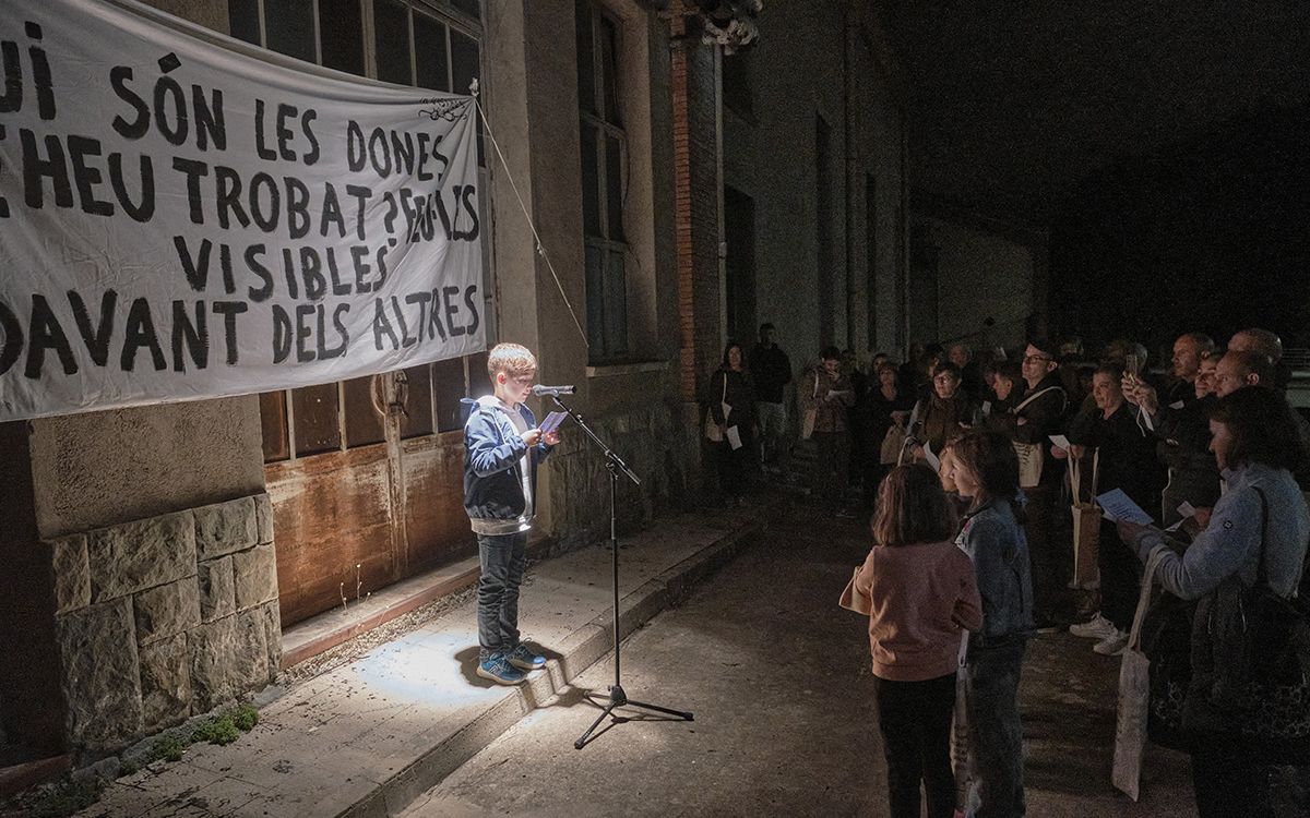 Espectacle inVISIBLES de la Cia Anònima per a la celebració del seu centenari a Borgonyà.