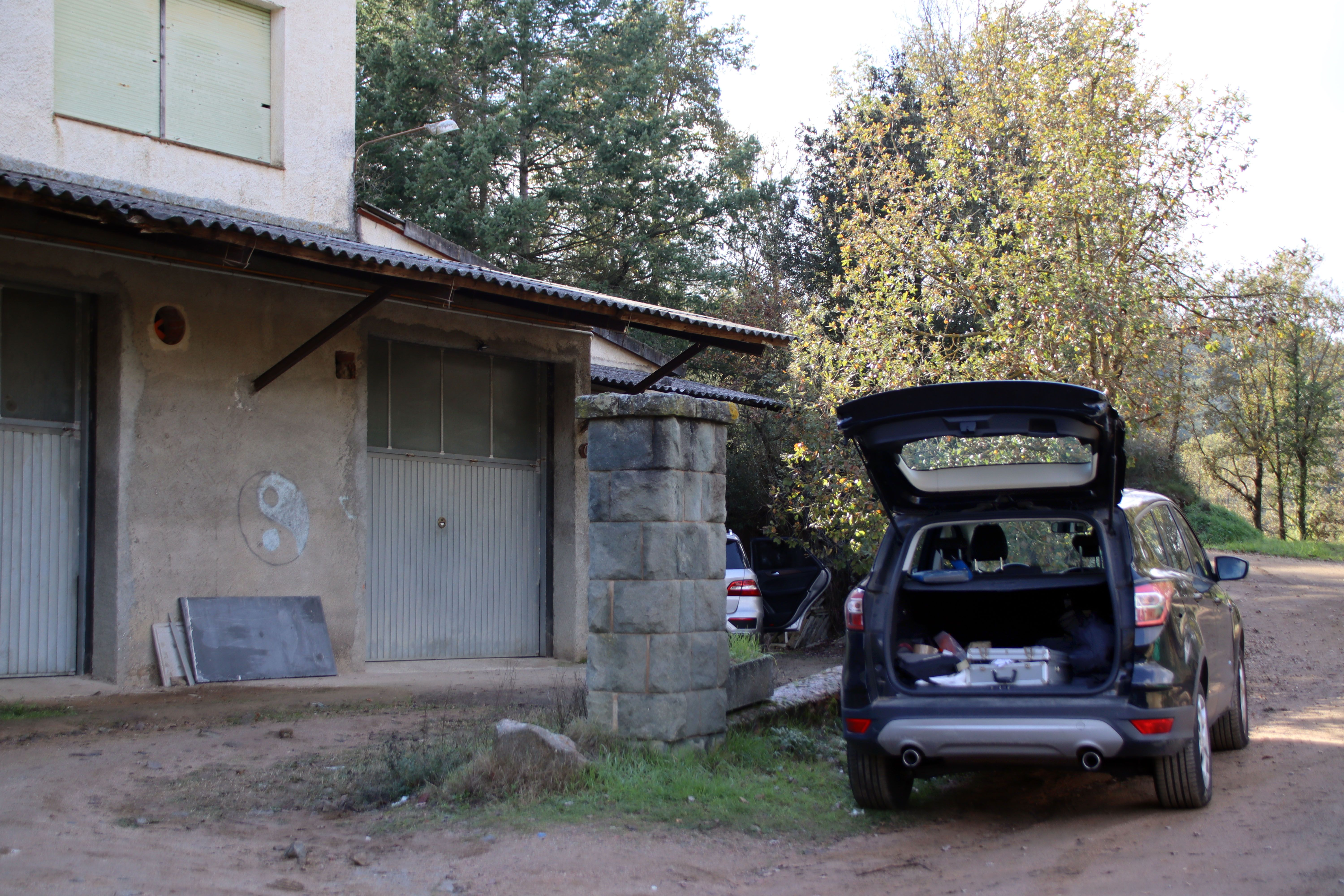 La Policia Nacional han registrat una propietat del poble on s'han intervingut 800 quilos d'haixix