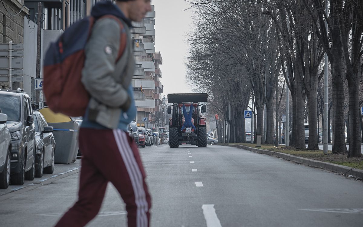 Marxa lenta i concentració a la plaça Major de Vic de la pagesia d'Osona, el Lluçanès i el Moianès.