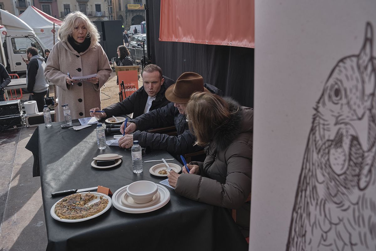 La plaça Major de Vic es converteix en epicentre i referent del Dijous Llarder