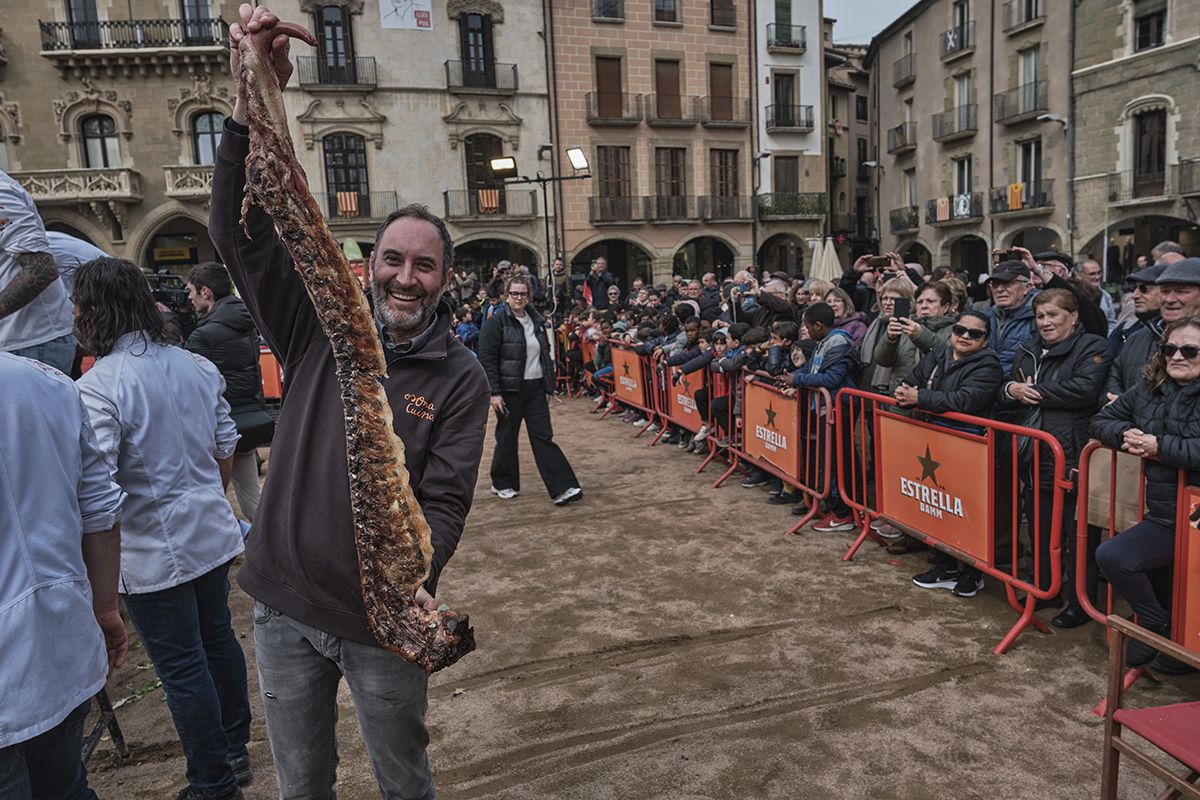 La plaça Major de Vic es converteix en epicentre i referent del Dijous Llarder