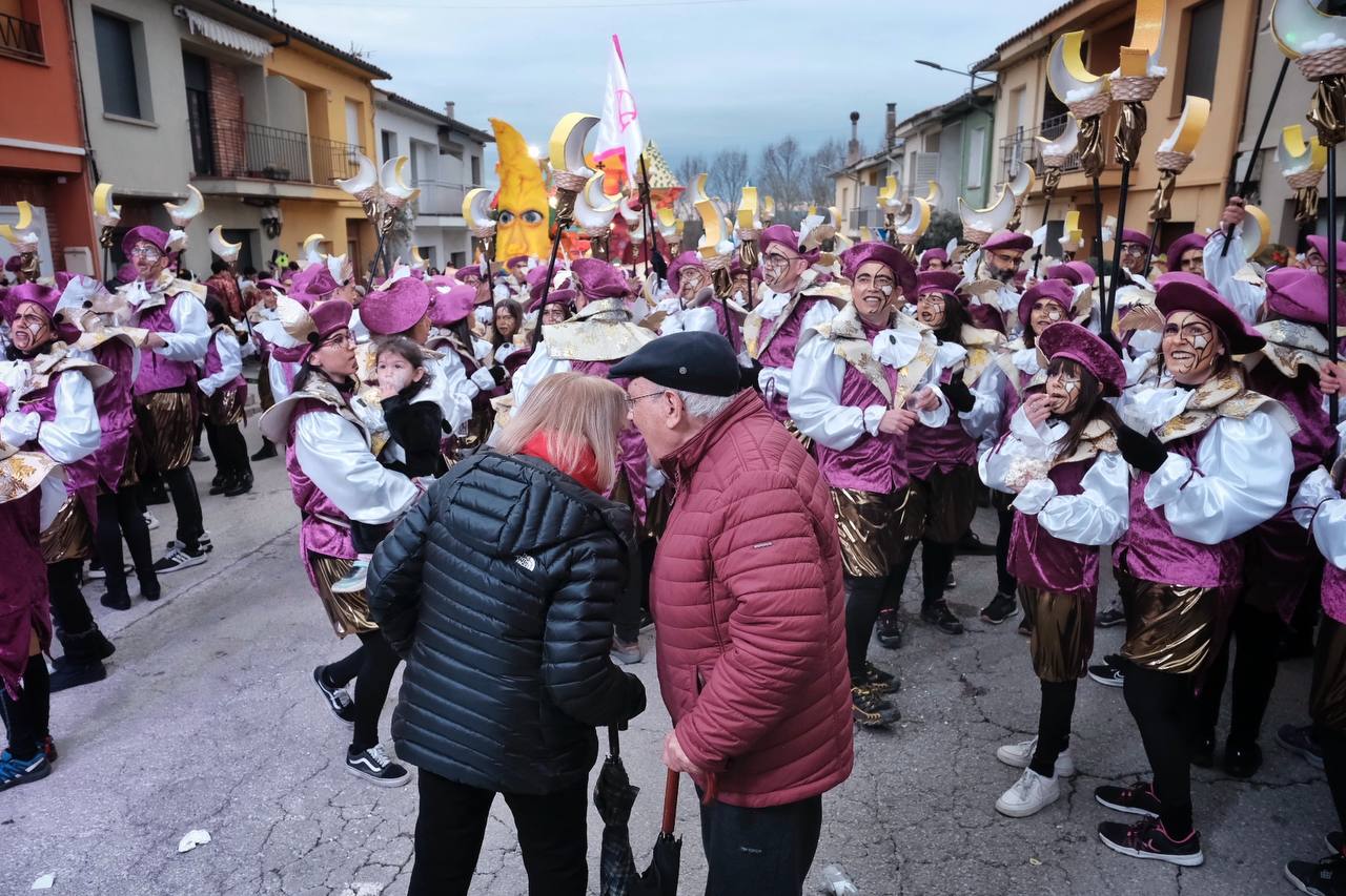 Multitudinari Carnaval de Terra Endins de Torelló.