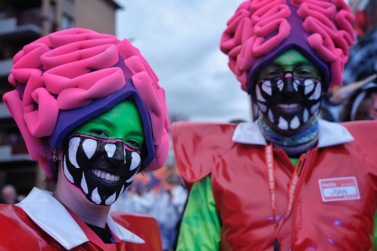 Multitudinari Carnaval de Terra Endins de Torelló.