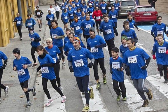 Més de 250 persones, han participat aquest diumenge, a la cursa atlètica en benefíci de la Marató de TV3.