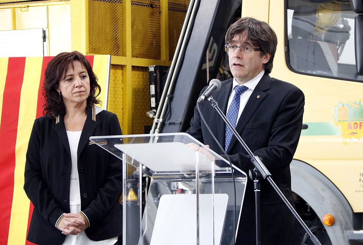 Puigdemont i Erra, durant la inauguració de la seu de la Federació d'ADF d'Osona el 2017