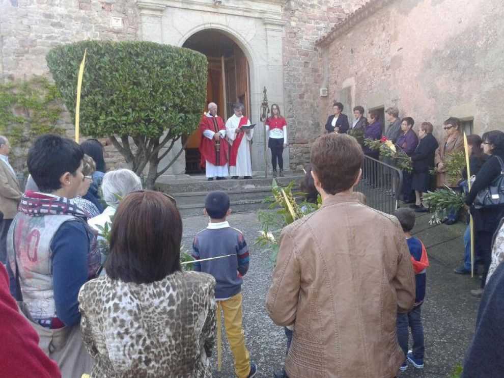 Un moment de la benedicció de la Palma a Vilanova de Sau