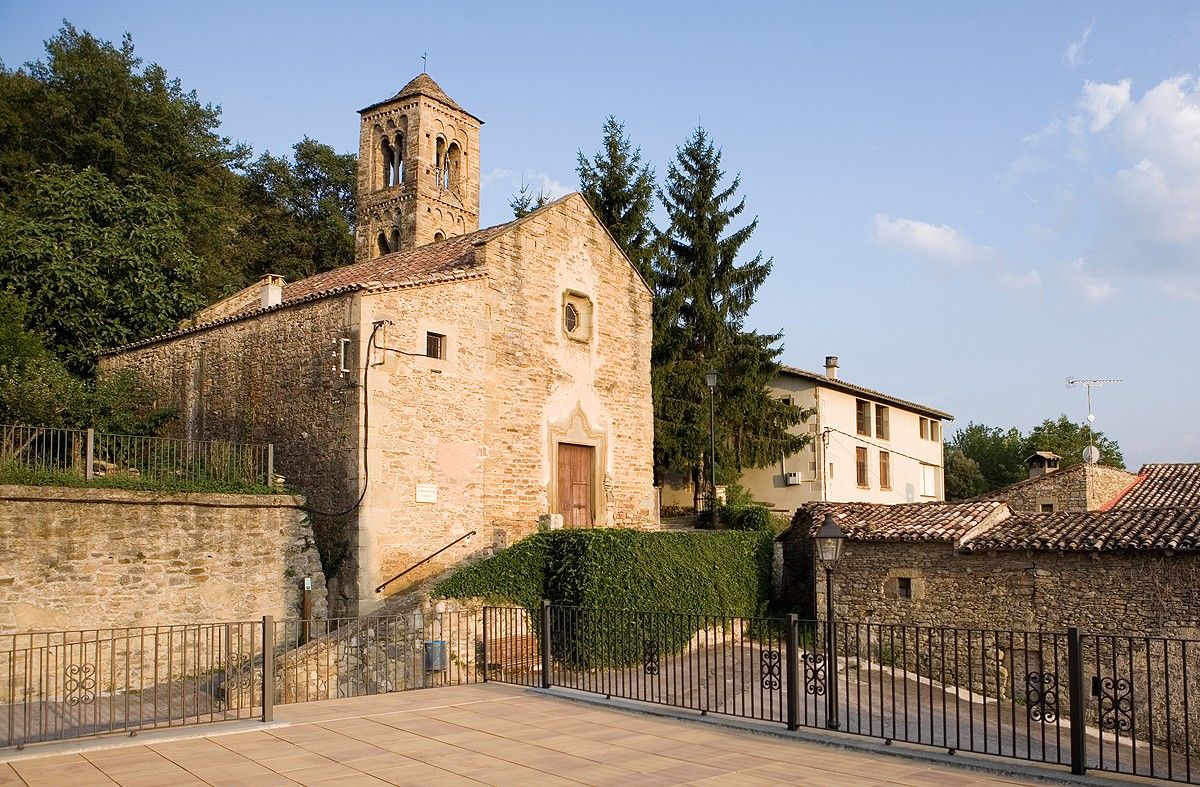 Església romànica de Sant Esteve de Tavèrnoles.
