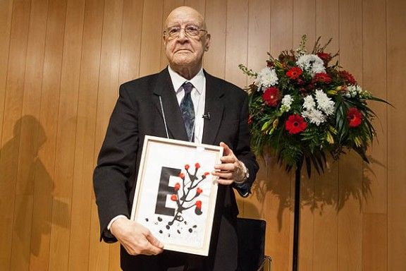 Emili Teixidor ja és oficialment el primer doctor honoris causa de la UVic. 