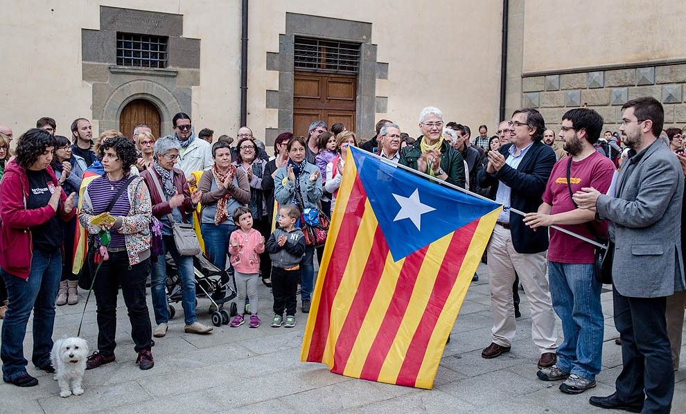 Concentració per la república catalana a Torelló