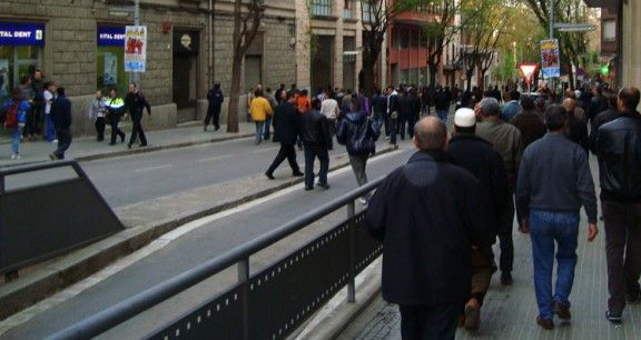Els manifestants han perseguit un cotxe on s'ha dit que hi anava Josep Anglada.