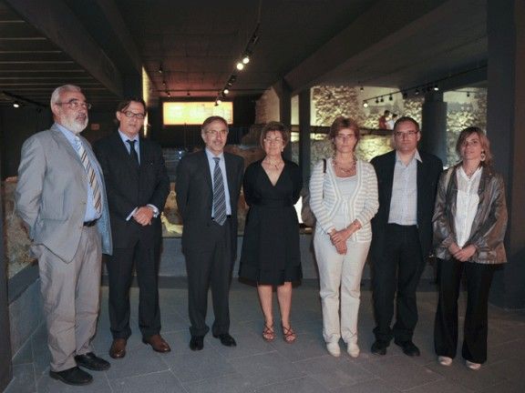 Els representants de Vic, Igualada, Granollers, Lleida i Tàrrega, en la trobada per tal de crear la xarxa d'adoberies.